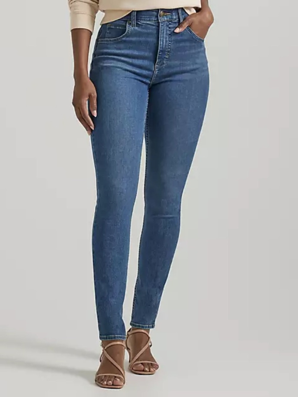 Lee NWT 8 Skinny highrise ultra flex band waist Medium wash stretch jeans
